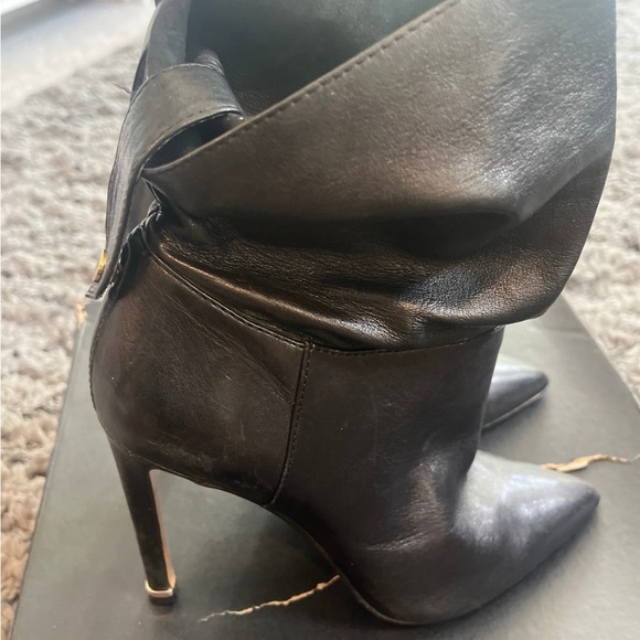 NEW KENNETH COLE NEW YORK LEATHER HEEL BOOTS - Picture 4 of 6